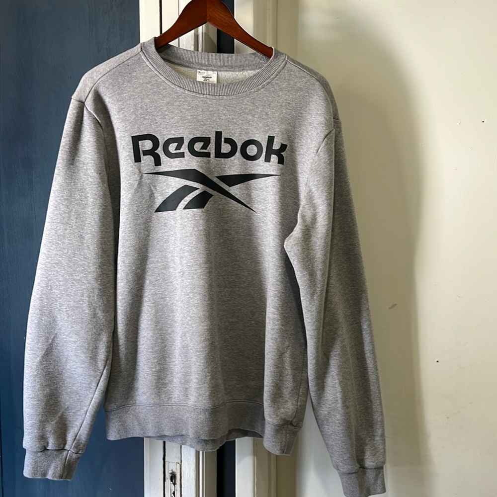 Grey sweater